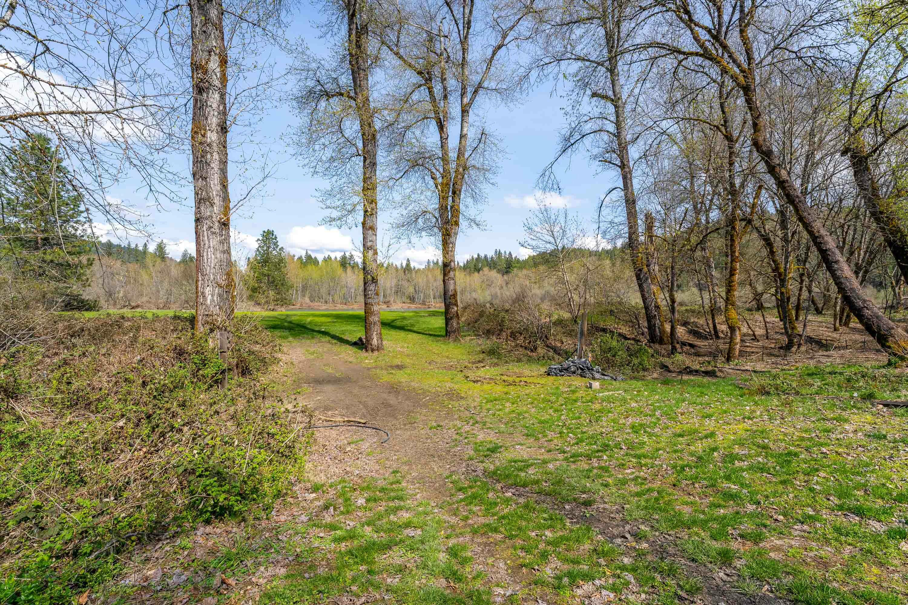400 Griffin Road Grants Pass, OR 97527 - Photo 4 of 23 tempImagekA574q