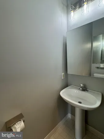 $2,580 | 1716 Lake Shore Crest Drive, Unit 32, Reston, VA 20190