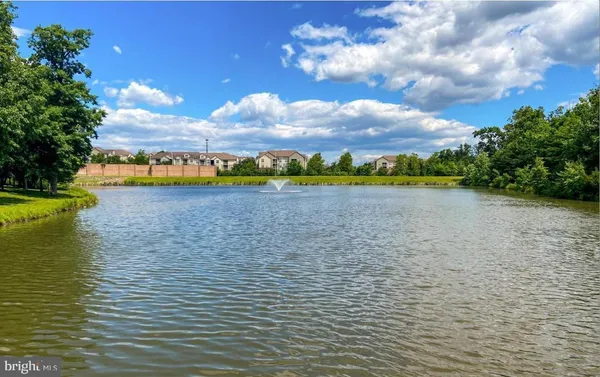 $2,580 | 1716 Lake Shore Crest Drive, Unit 32, Reston, VA 20190