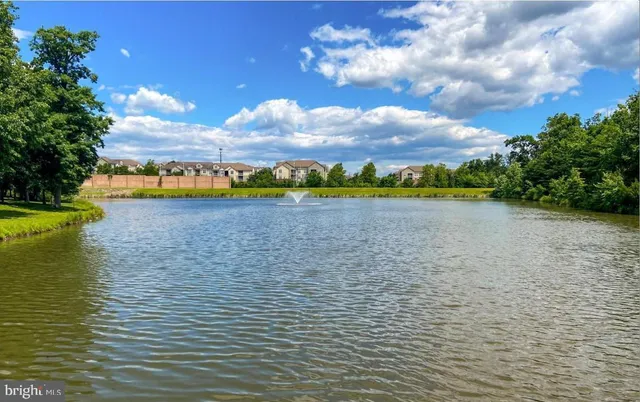 $2,650 | 1716 Lake Shore Crest Drive, Unit 32, Reston, VA 20190