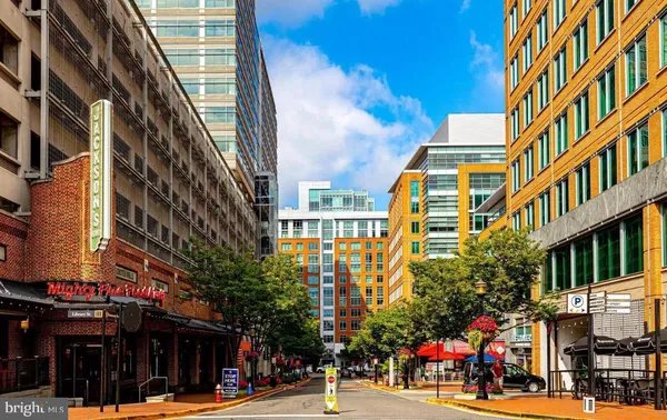 $2,580 | 1716 Lake Shore Crest Drive, Unit 32, Reston, VA 20190