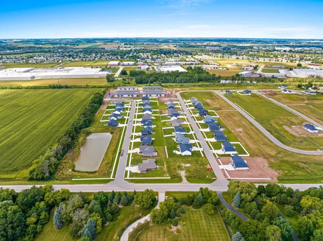 $79,900 | 358 Lansdowne Street, Unit 240, De Pere, WI 54115