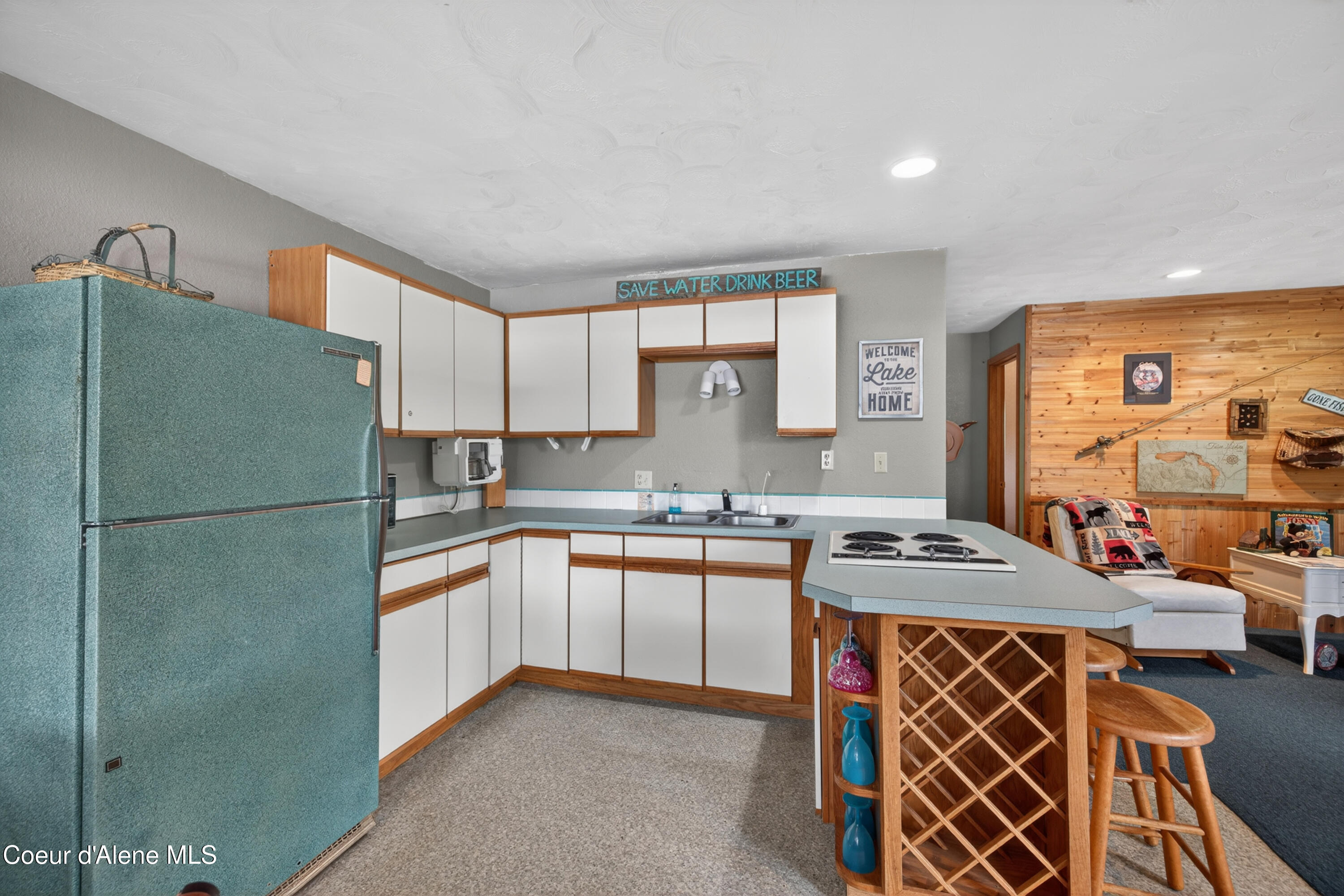 8642 West Upper Twin Lake Shore Road South Rathdrum, ID 83858 - Photo 24 of 36 Kitchen and Dining