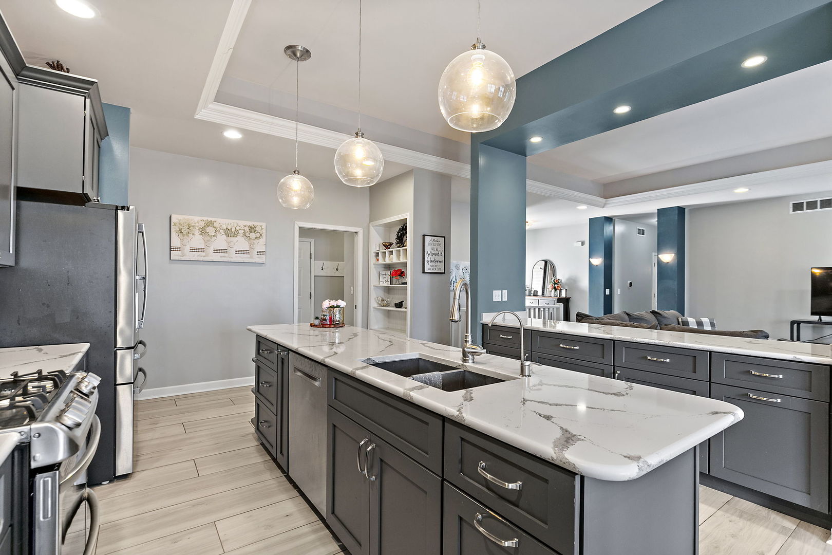 487 Quinlan Avenue DeKalb, IL 60115 - Photo 8 of 24