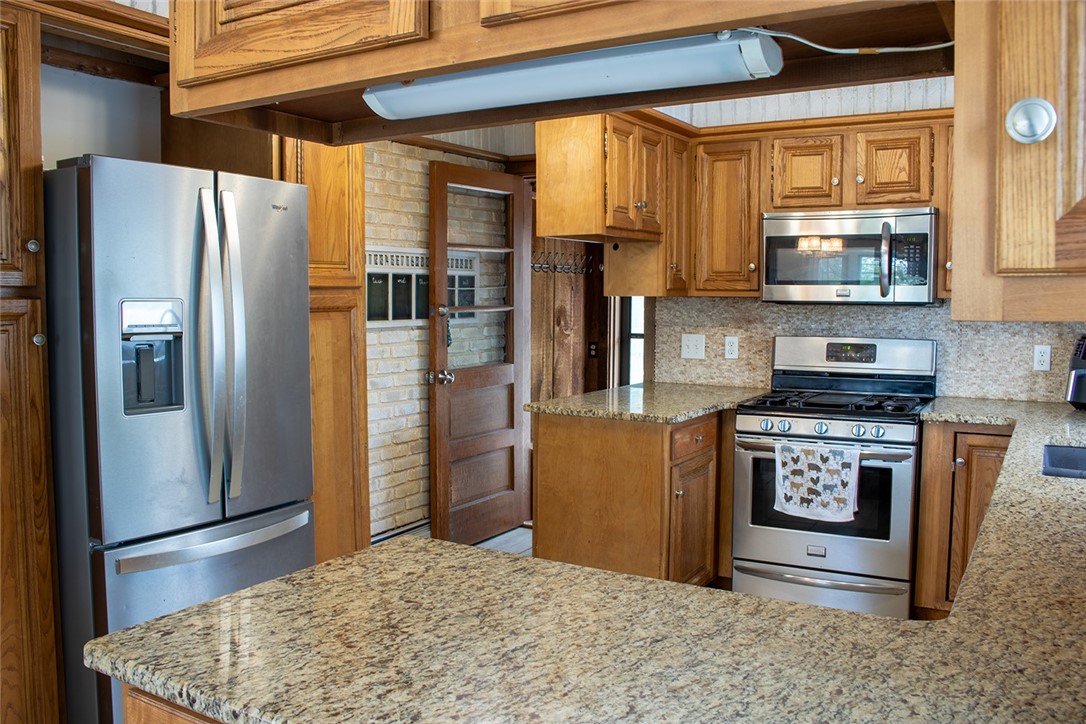 27 Club House Road Coventry, RI 02816 - Photo 12 of 48