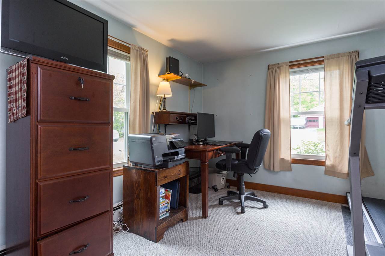 43 Prospect Street Rochester, NH 03867 - Photo 22 of 32
