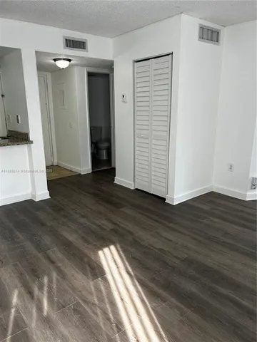 $2,150 | 6955 Northwest 186th Street, Unit F401, Hialeah, FL 33015