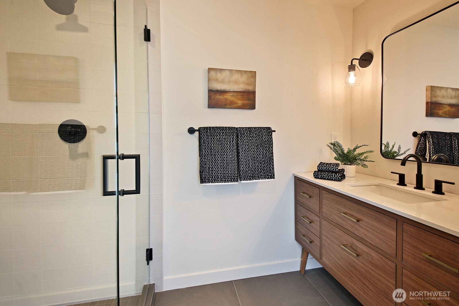 6556 Humphrey Road Clinton, WA 98236 - Photo 15 of 37 Gallery Image 15