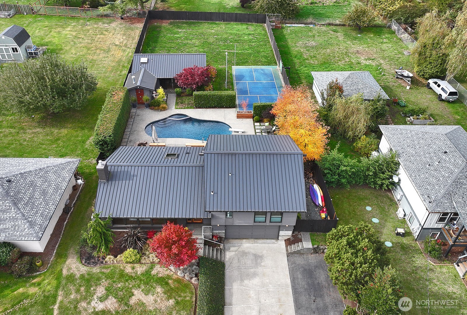 6556 Humphrey Road Clinton, WA 98236 - Photo 32 of 37 Gallery Image 32
