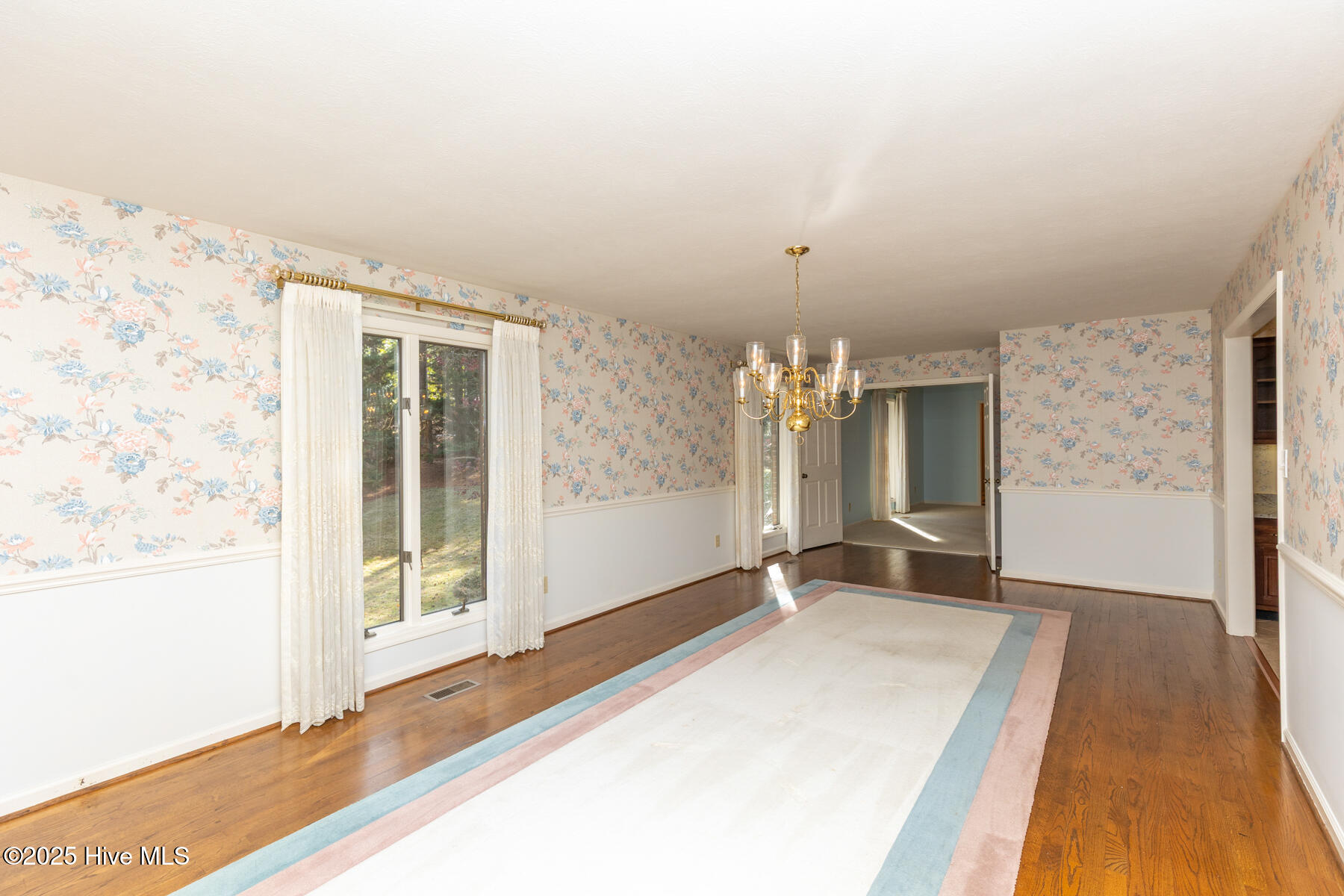 2 Parson Road Pinehurst, NC 28374 - Photo 15 of 37 dining room2