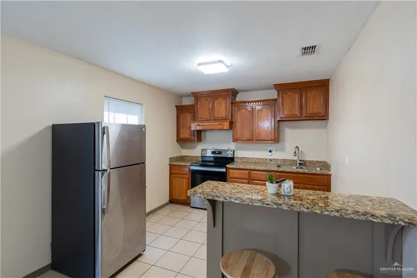 $720 | 17002 Queen Palm Drive, Unit B, Penitas, TX 78576