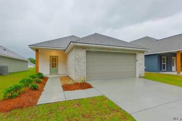$2,025 | 8034 Elliot Road, Baton Rouge, LA 70817