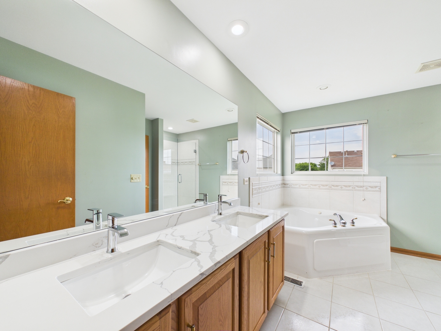 247 Alyssum Court Romeoville, IL 60446 - Photo 26 of 35