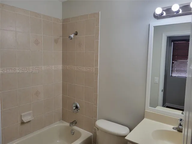 $2,700 | 2573 Southwest 82nd Avenue, Unit 101, Miramar, FL 33025