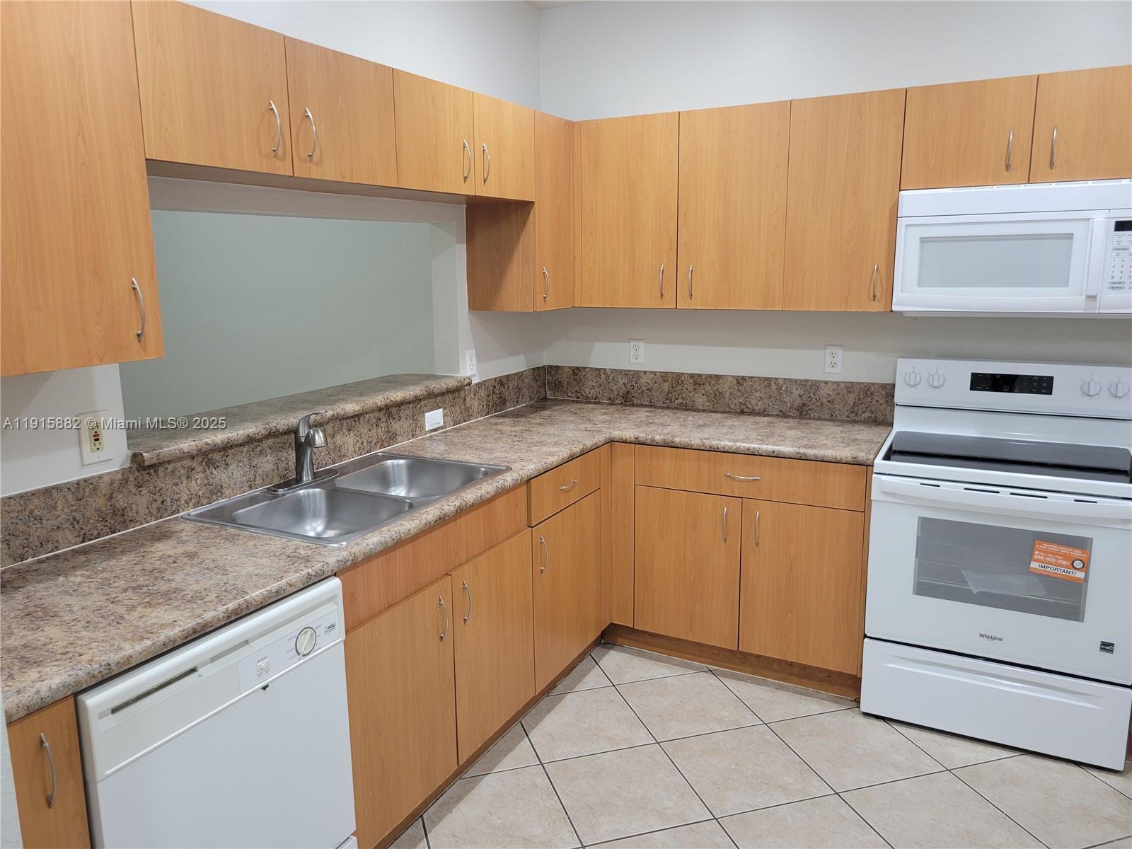 2573 Southwest 82nd Avenue, Unit 101 Miramar, FL 33025 - Photo 4 of 18