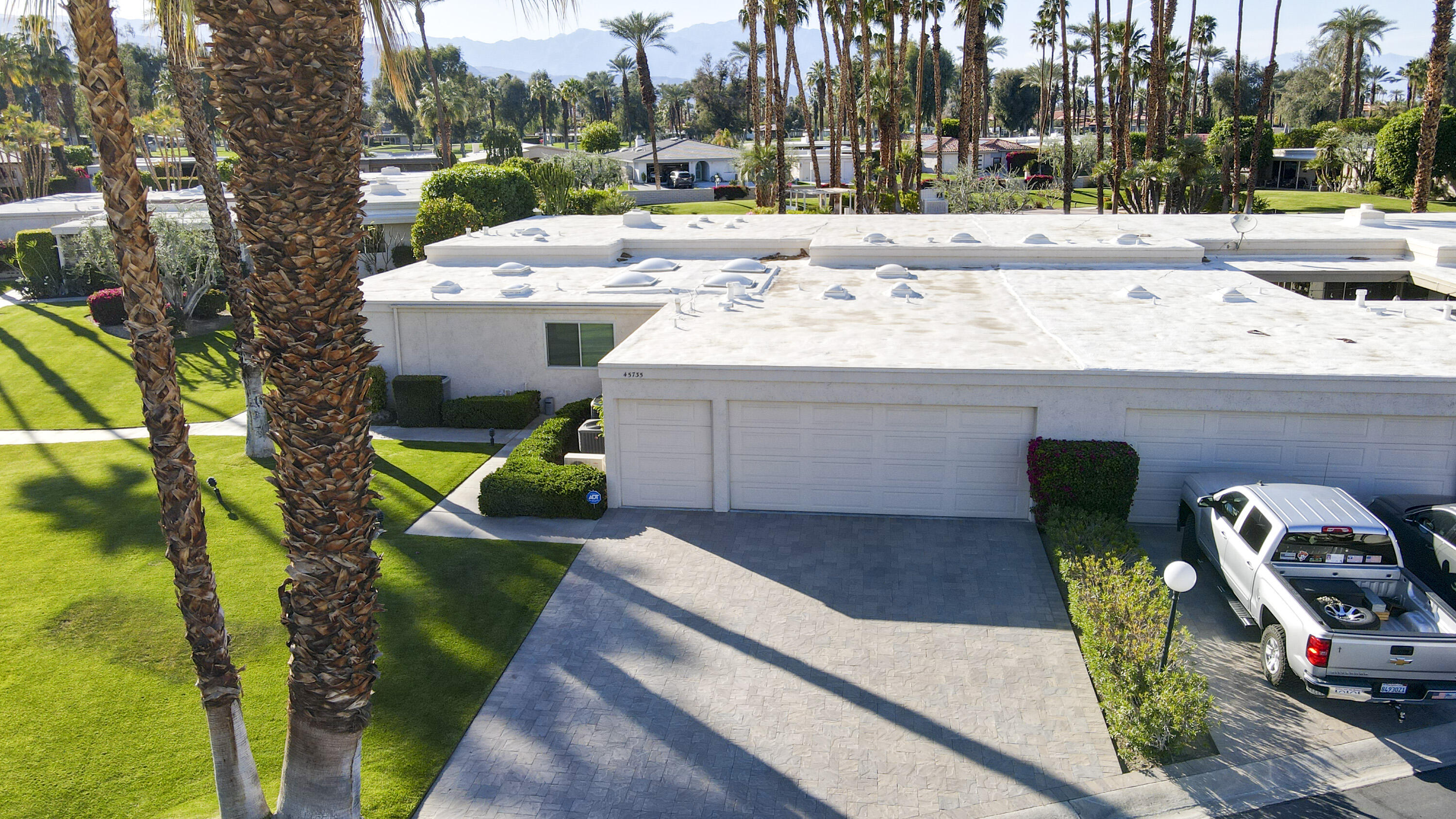 45735 Pawnee Road Indian Wells, CA 92210 - Photo 6 of 74 45735PawneeRd-12