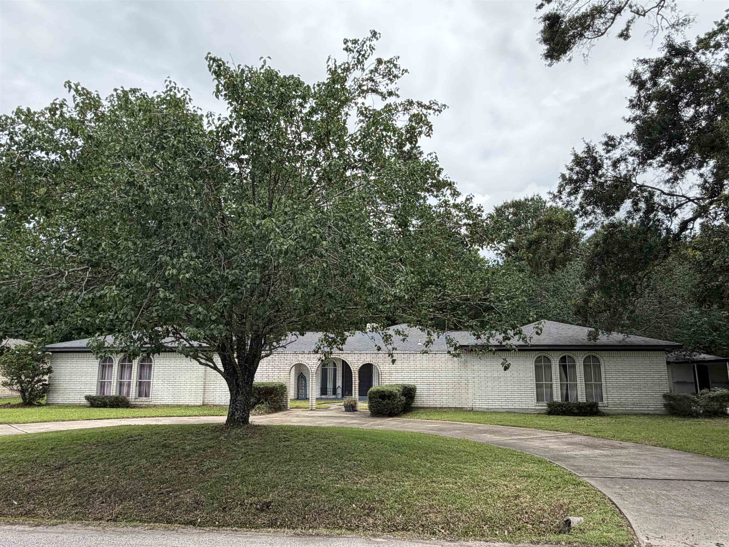 16 East Harding Circle Orange, TX 77630 - Photo 1 of 14