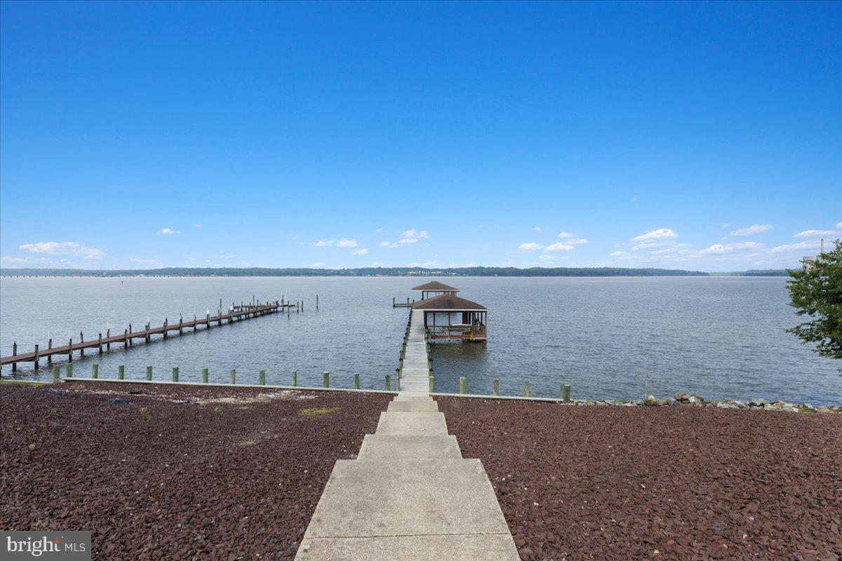 410 Riverside Drive Prince Frederick, MD 20678 - Photo 2 of 82