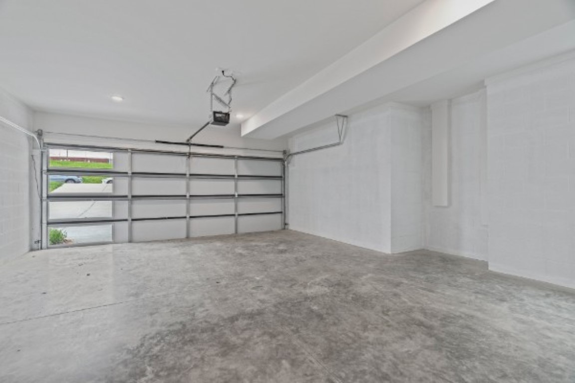 603 Morrow Road, Unit A Nashville, TN 37209 - Photo 36 of 38 a view of a garage