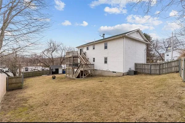 $2,500 | 190 Gladstone Street, Unit 2, Cranston, RI 02920