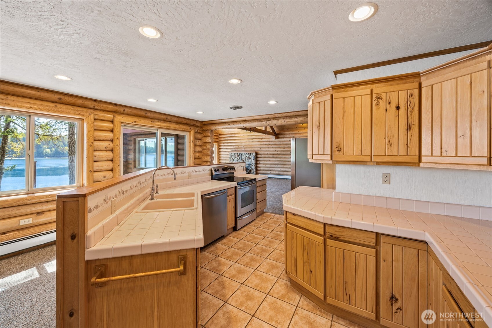 1236 East Island View Road Grapeview, WA 98546 - Photo 17 of 40