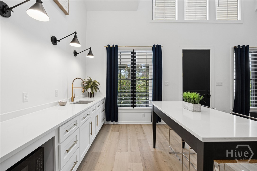 1402 Walthour Road, Unit B Savannah, GA 31410 - Photo 18 of 33 Gallery Image 18