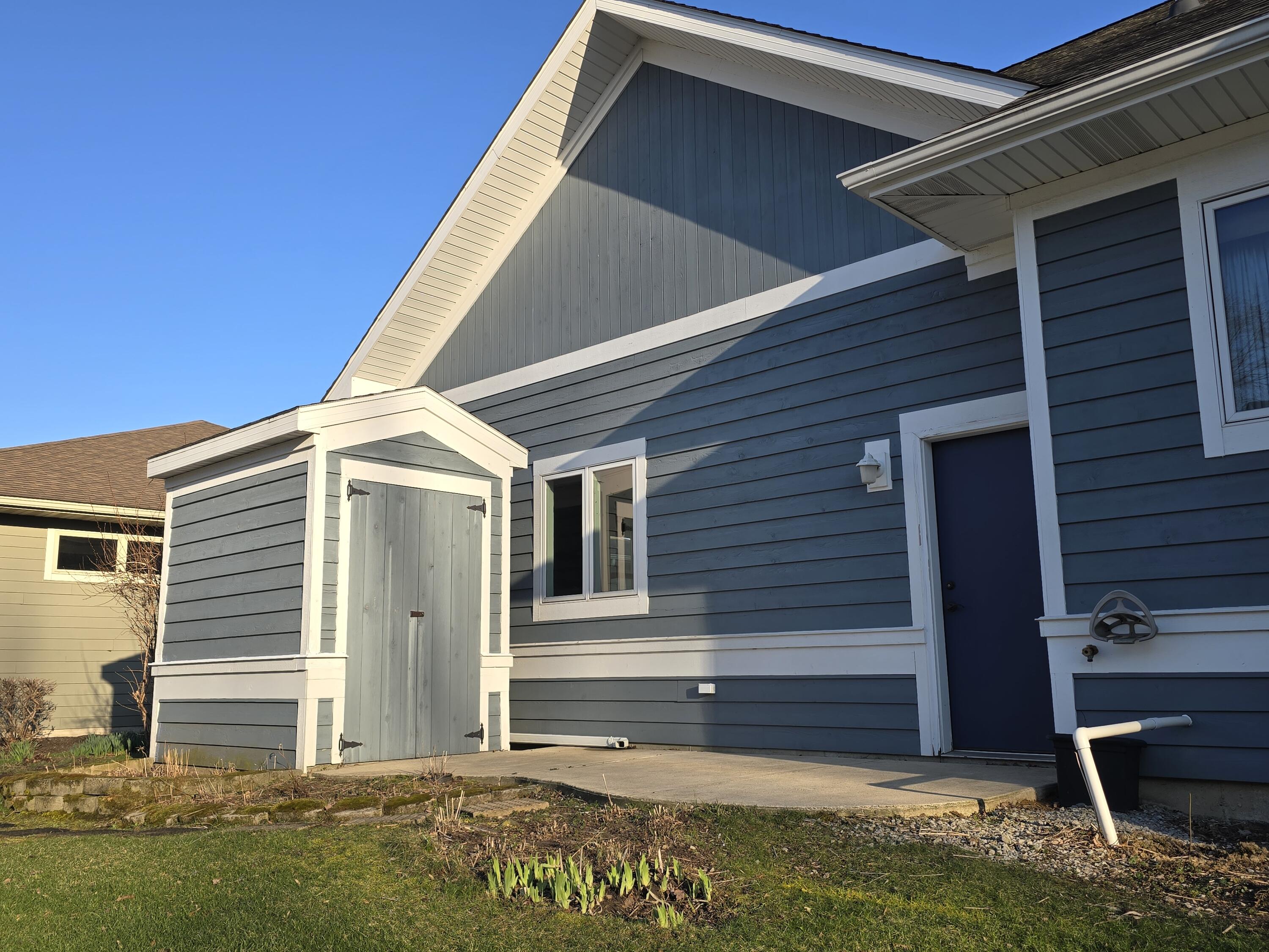 2425 Dickinson Road Chesterton, IN 46304 - Photo 38 of 41 a view of house with backyard