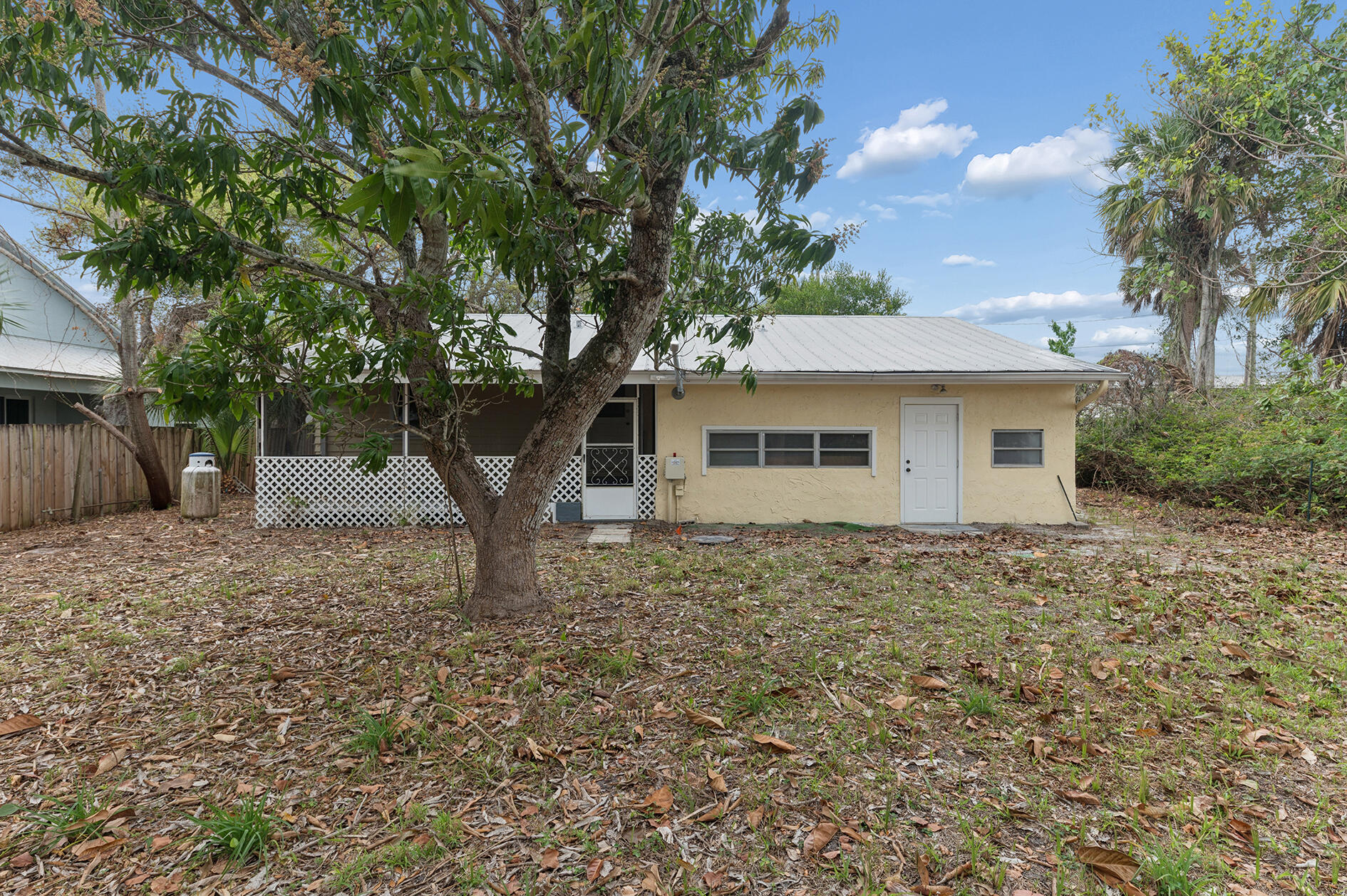 521 Southwest Halpatiokee Street Stuart, FL 34994 - Photo 18 of 20 18