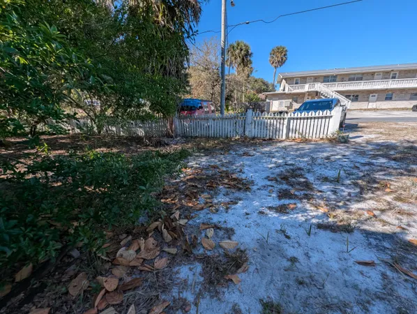 $359,900 | 521 Southwest Halpatiokee Street, Stuart, FL 34994