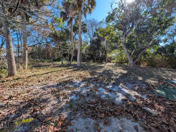 $359,900 | 521 Southwest Halpatiokee Street, Stuart, FL 34994