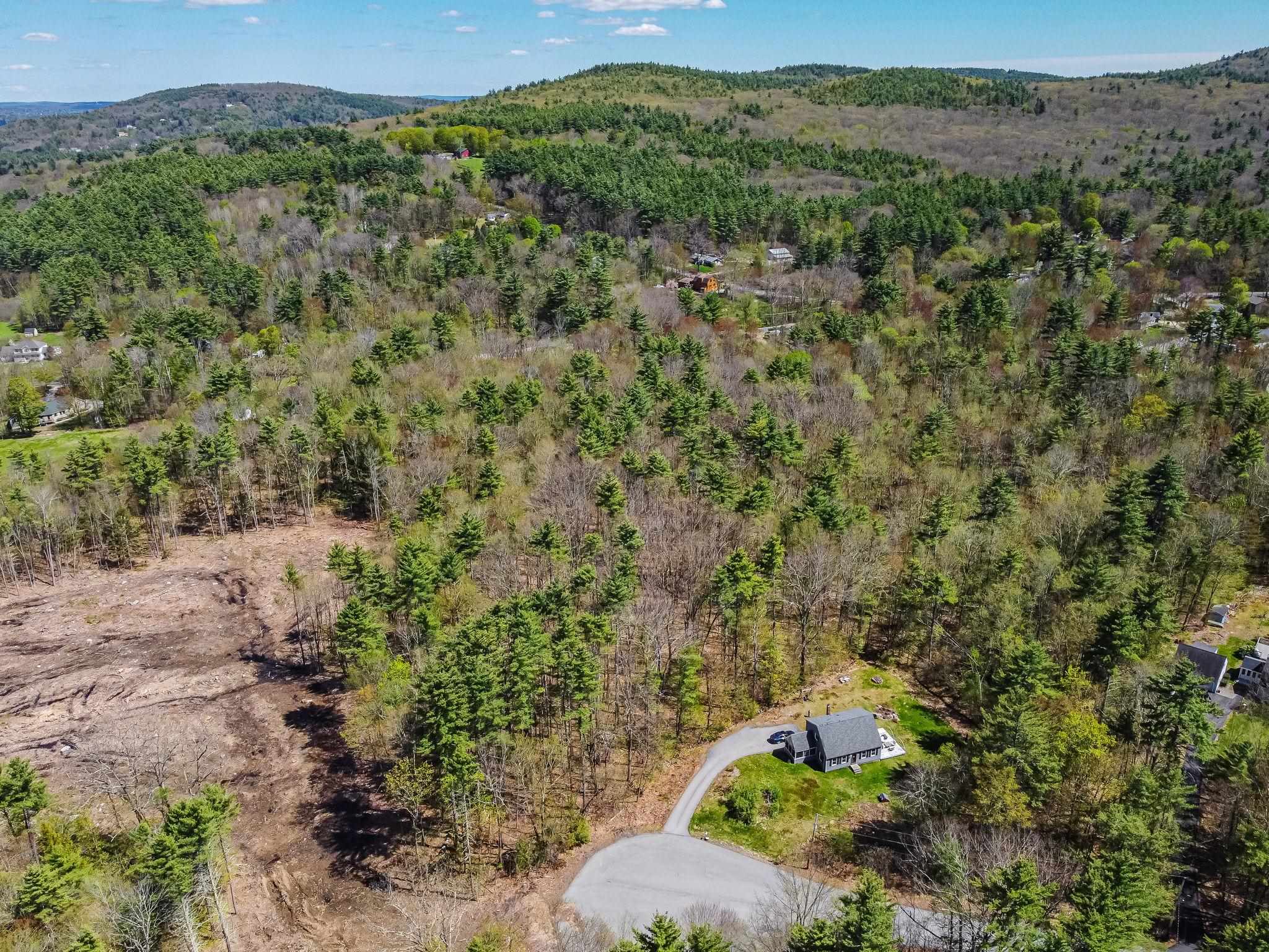 82-1 Mountain Road Goffstown, NH 03045 - Photo 22 of 23 Gallery Image 22