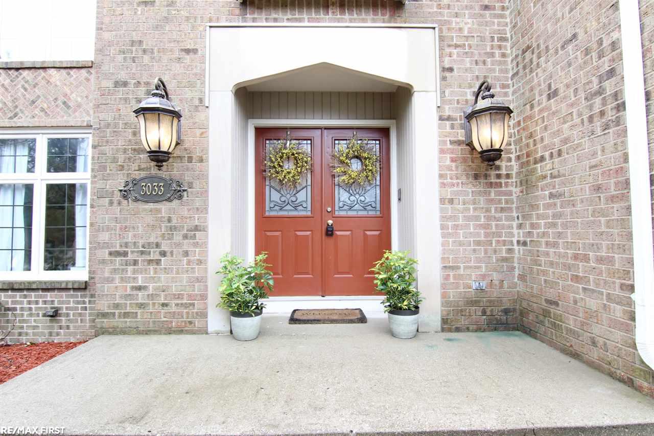 3033 Kilburn Road West Rochester Hills, MI 48306 - Photo 2 of 44