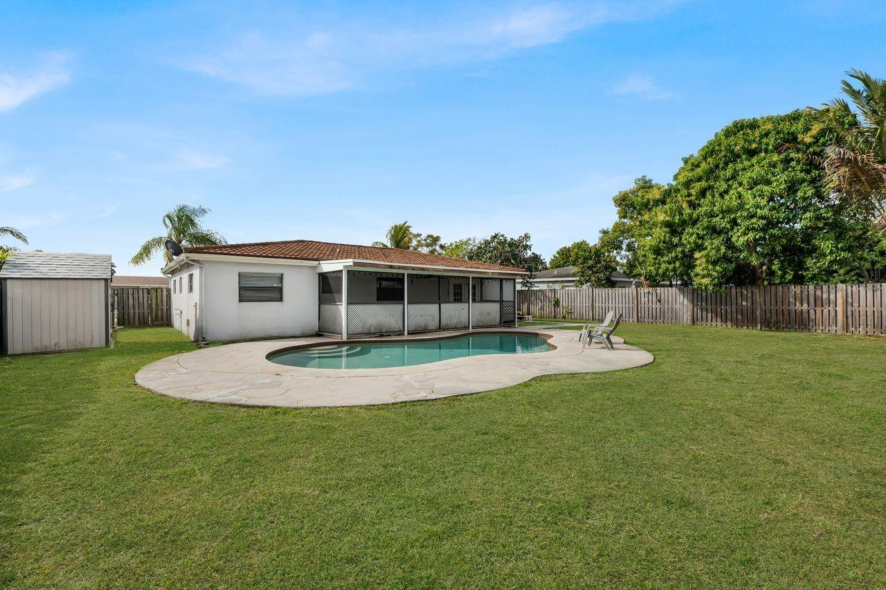 10901 Granite Street Boca Raton, FL 33428 - Photo 2 of 28 Photo 2