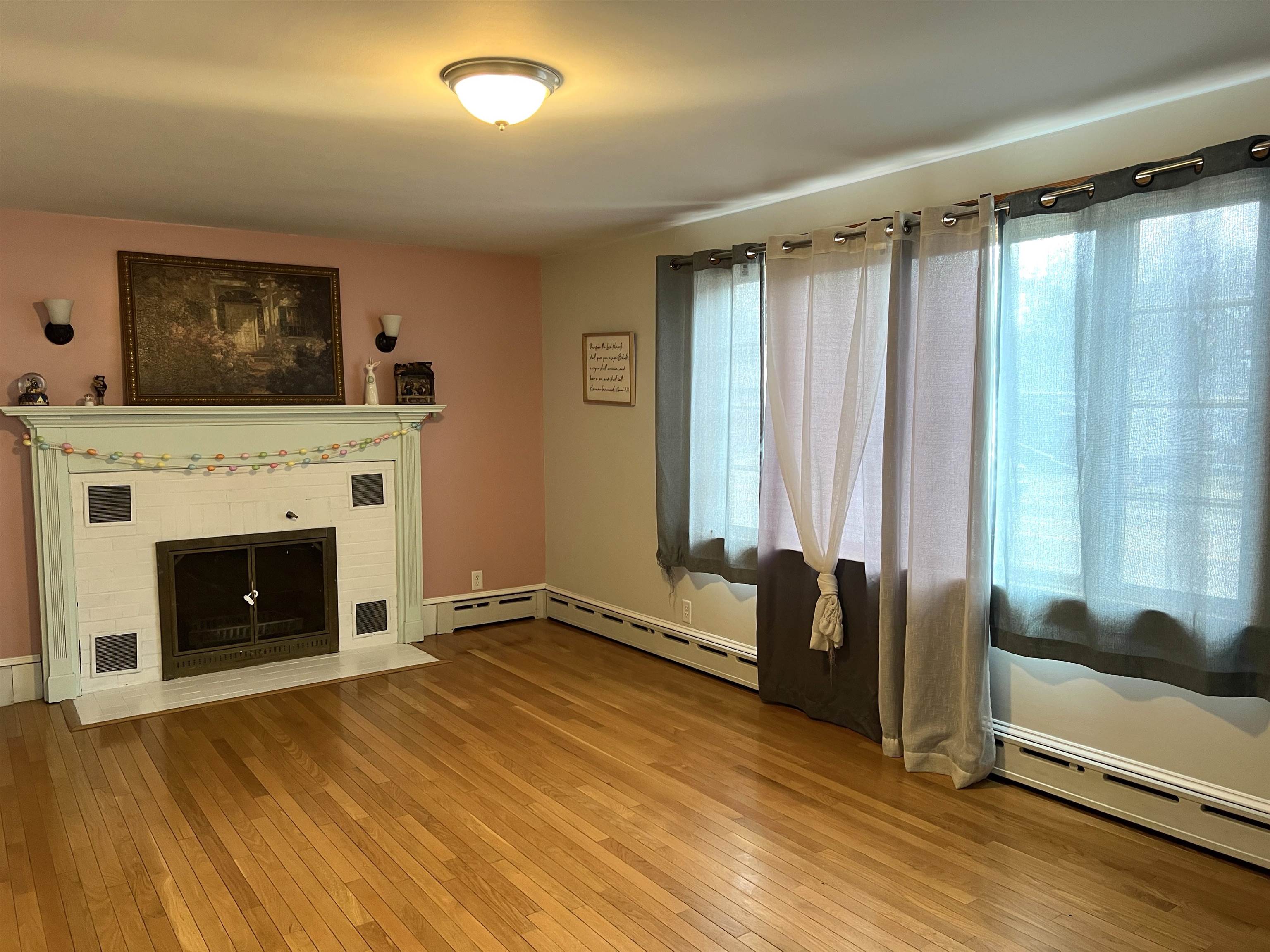 198 South Main Street Rochester, NH 03867 - Photo 8 of 27