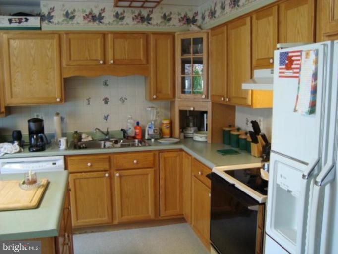 618 Clarks Run Road La Plata, MD 20646 - Photo 11 of 16 Kitchen
