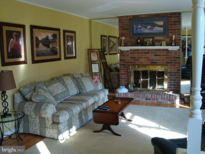 618 Clarks Run Road La Plata, MD 20646 - Photo 9 of 16 Living Room #2