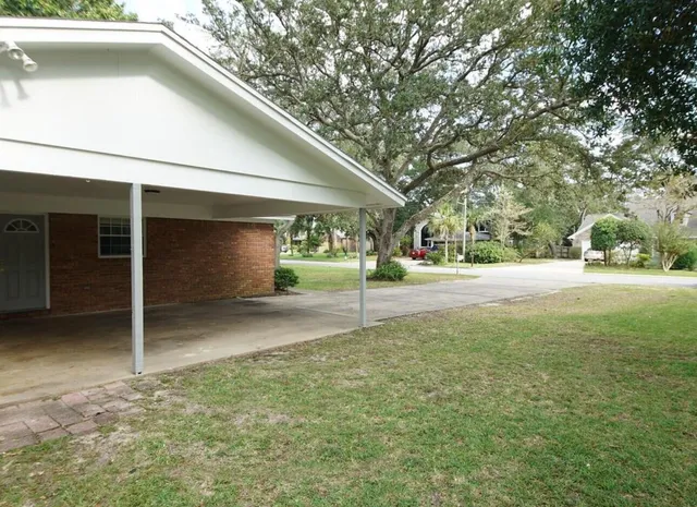 $2,750 | 315 Sudduth Circle Northeast, Fort Walton Beach, FL 32548