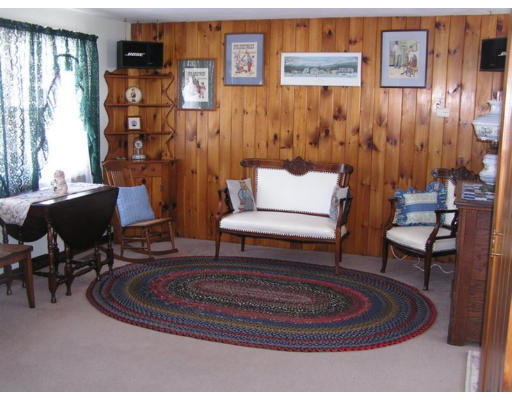 238 Temi Road Bellingham, MA 02019 - Photo 3 of 9 Gallery Image 3