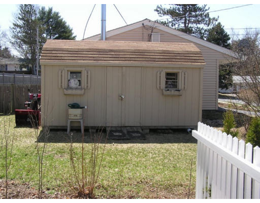238 Temi Road Bellingham, MA 02019 - Photo 8 of 9 Gallery Image 8