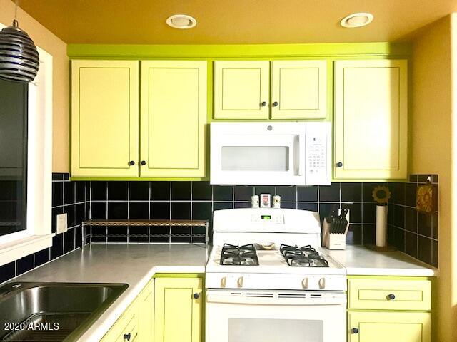 301 South Signal Butte Road, Unit 514 Apache Junction, AZ 85120 - Photo 13 of 26 Farm sink