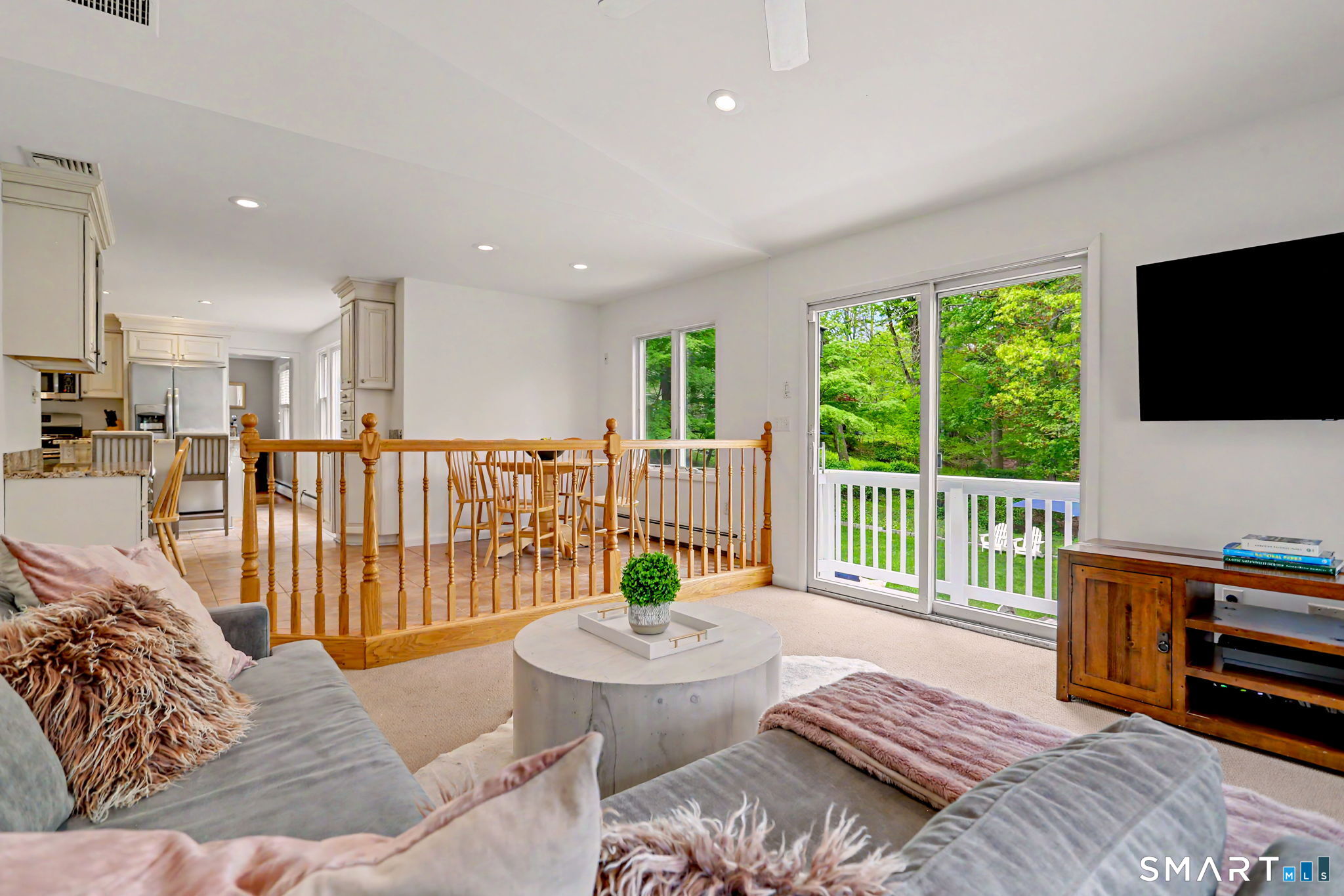 73 Oxbow Road Fairfield, CT 06824 - Photo 10 of 35