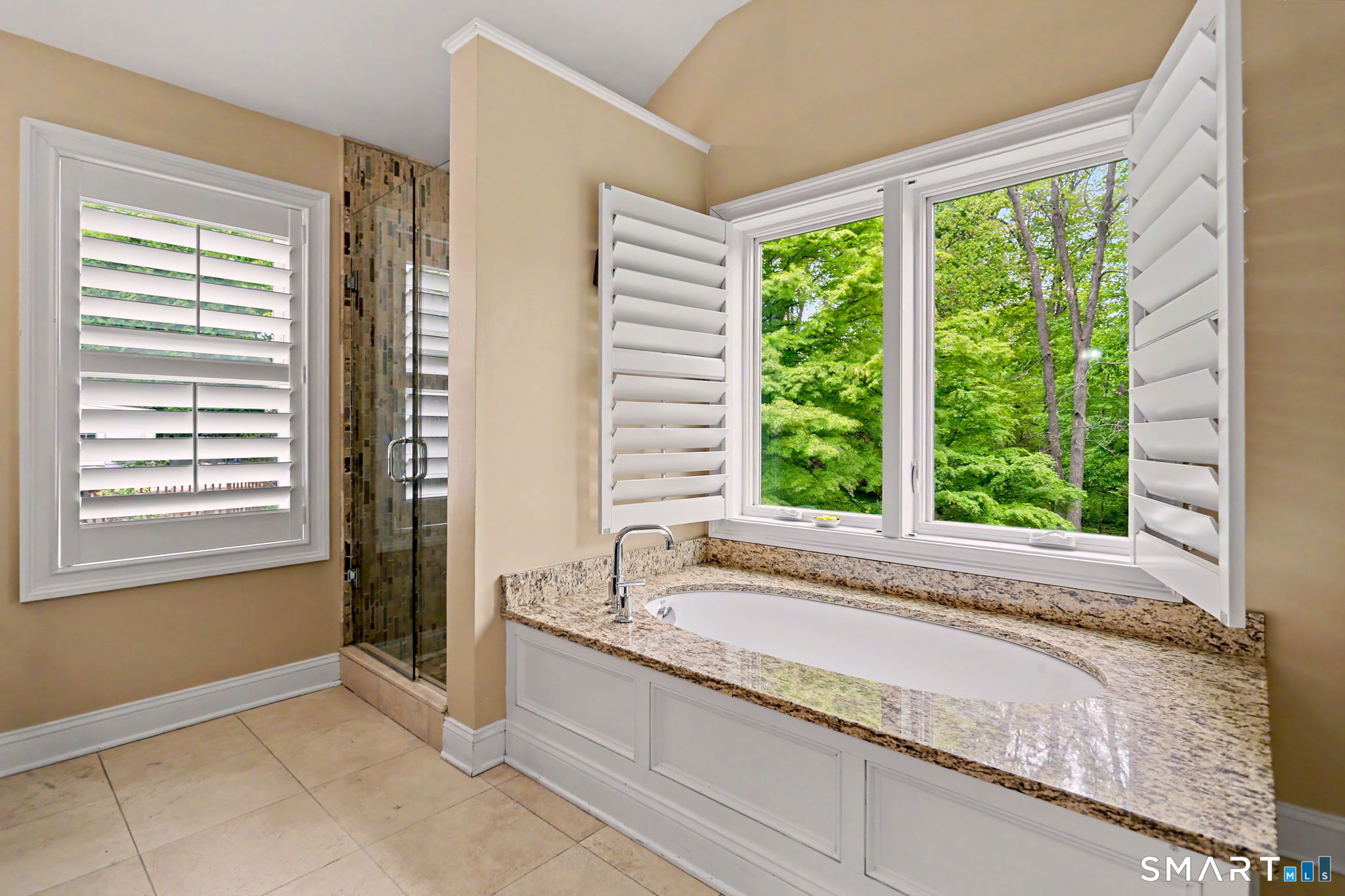 73 Oxbow Road Fairfield, CT 06824 - Photo 14 of 35 Spa like en-suite Primary Bathroom