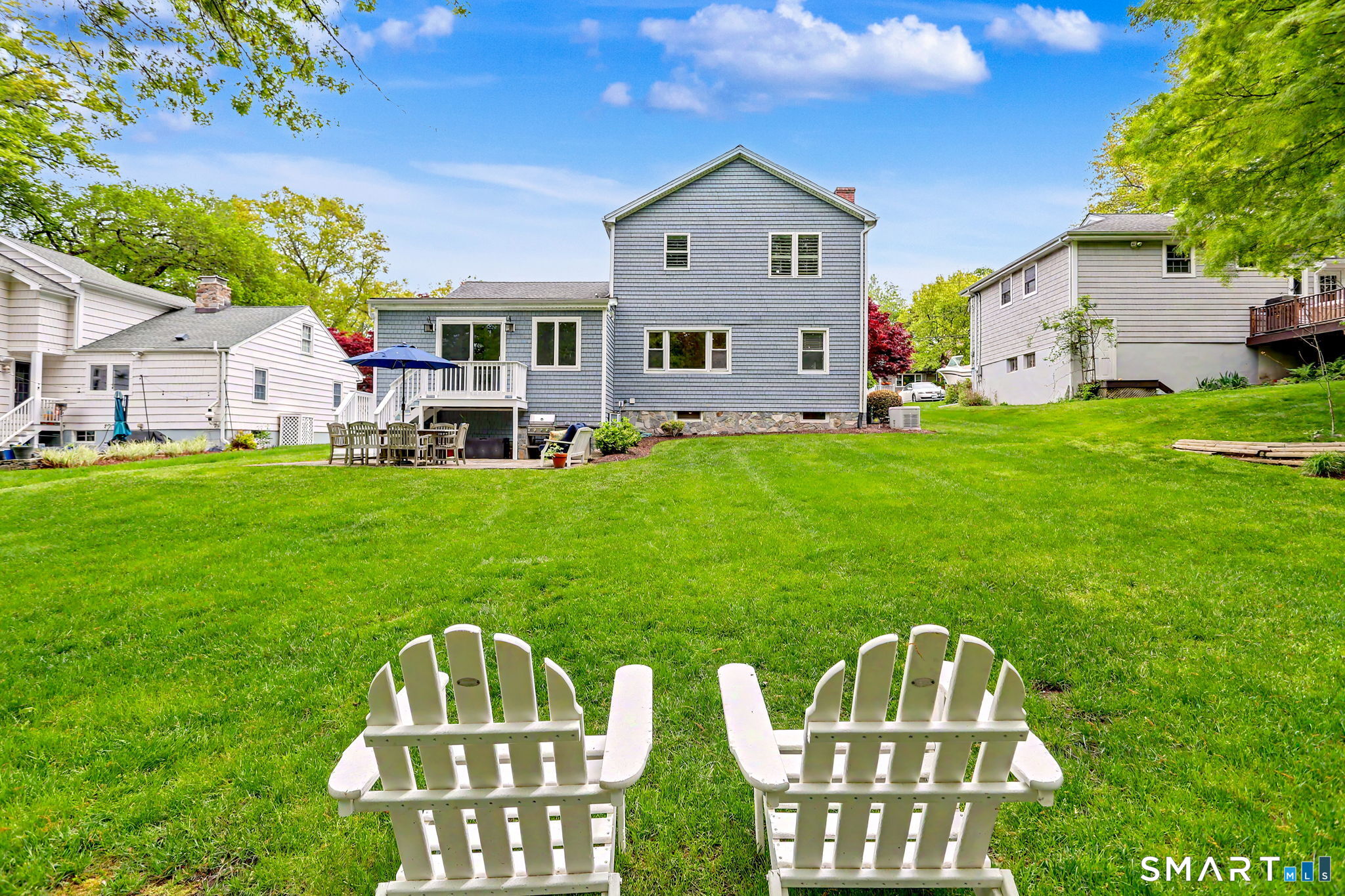 73 Oxbow Road Fairfield, CT 06824 - Photo 27 of 35 Step outside to your private oasis