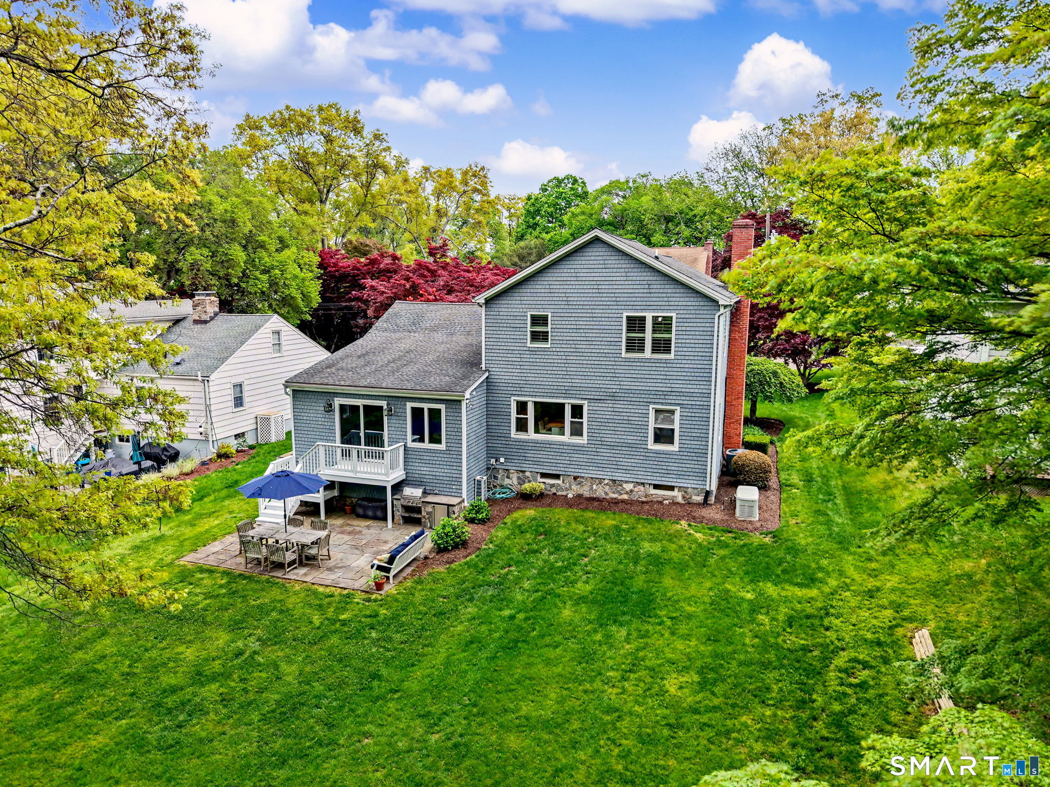 73 Oxbow Road Fairfield, CT 06824 - Photo 29 of 35