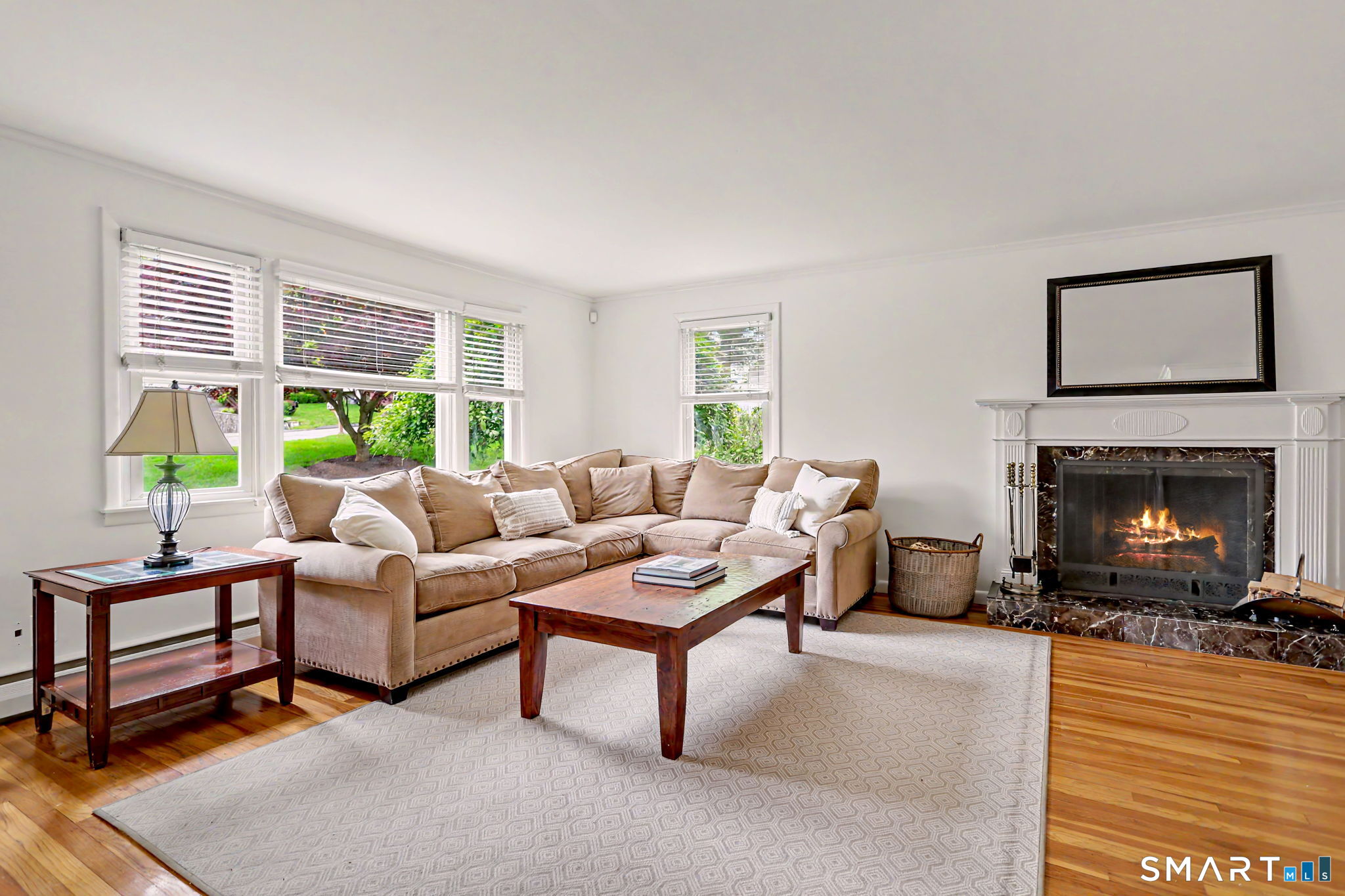 73 Oxbow Road Fairfield, CT 06824 - Photo 4 of 35