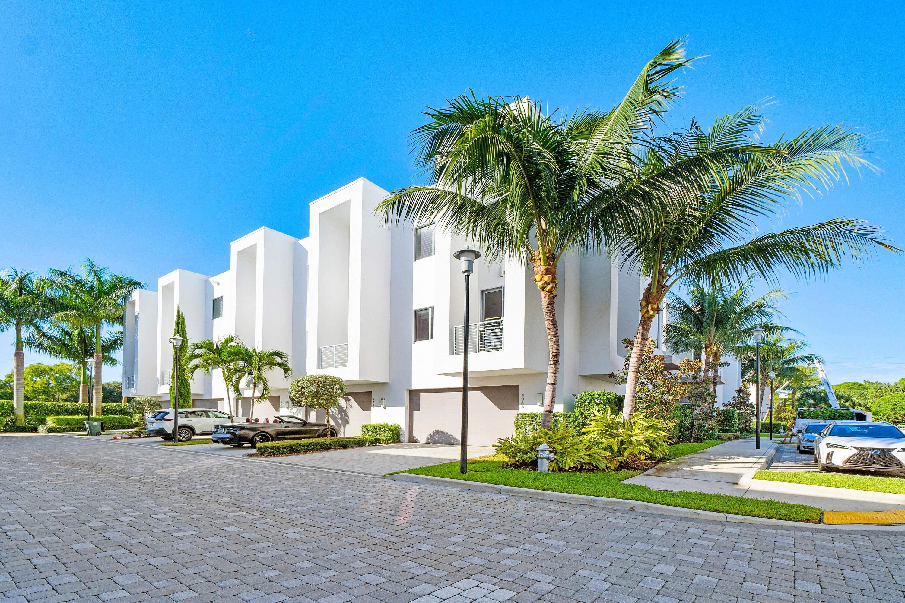 4053 Northwest 17th Way Boca Raton, FL 33431 - Photo 2 of 43 4053Northwest17thWay-BocaRaton