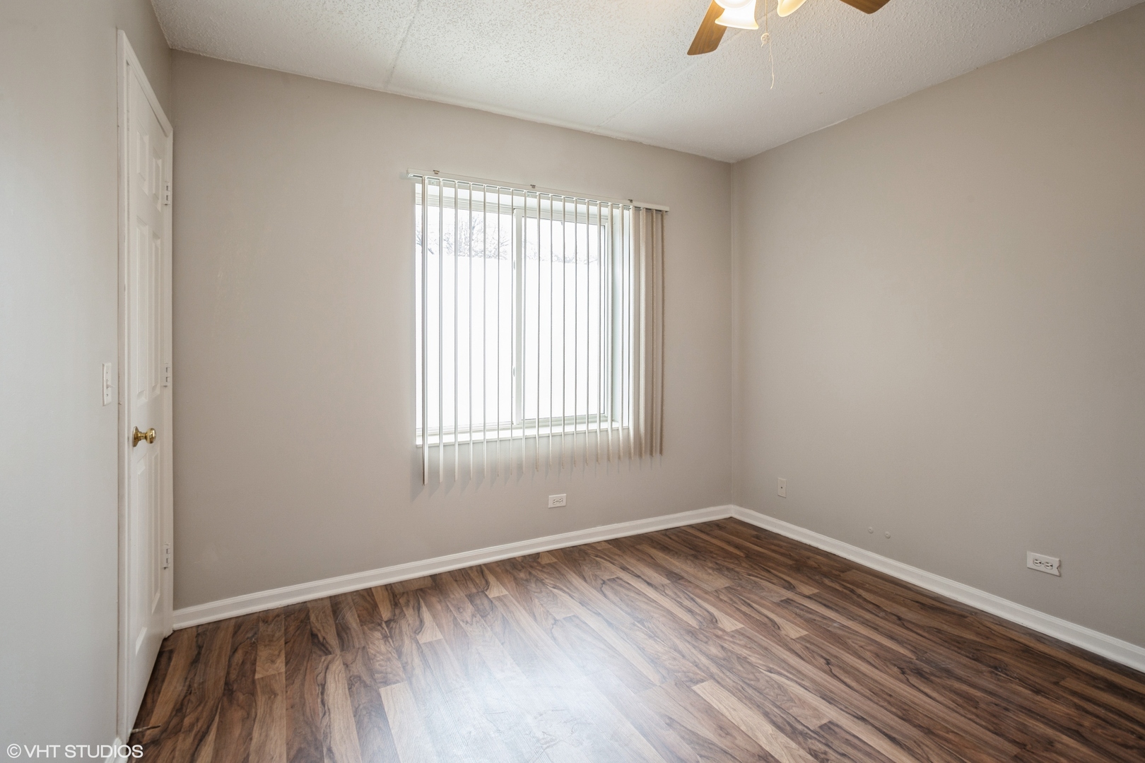 5351 North East River Road, Unit 101 Chicago, IL 60656 - Photo 11 of 15 Gallery Image 11