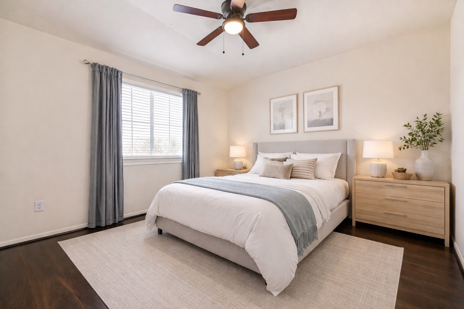 3208 Clearview Circle Houston, TX 77025 - Photo 23 of 30 a bedroom with a bed and window