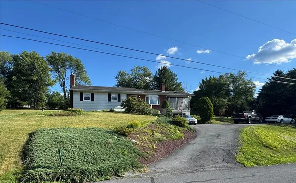 $385,000 | 5054 Mill Road, Schnecksville, PA 18078