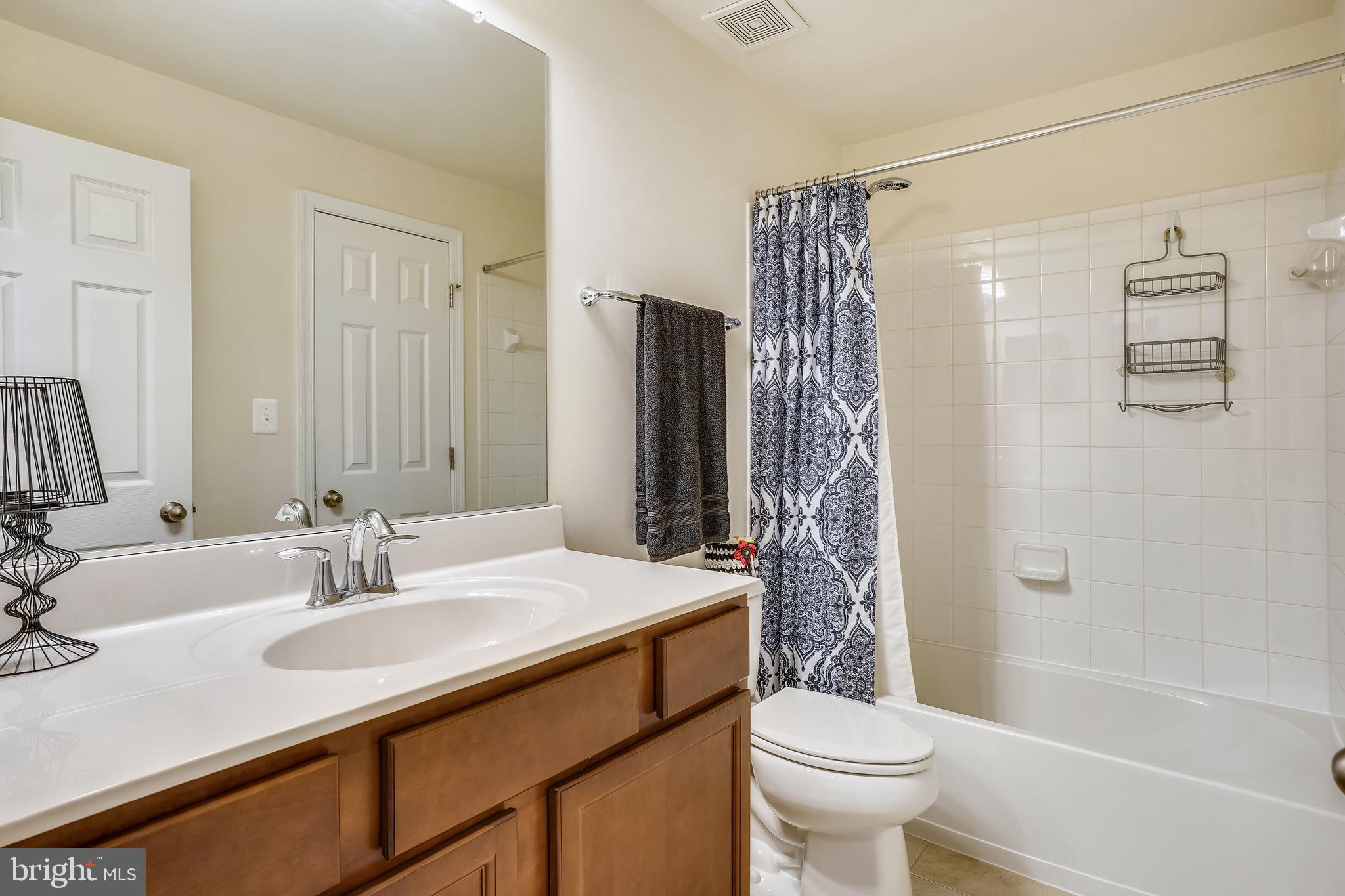 16063 Crossed Talons Road Woodbridge, VA 22193 - Photo 15 of 84 Gallery Image 15